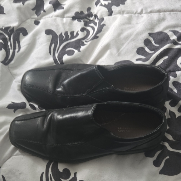 Bostonian Other - Bostonian Classic Black Slip-On Loafers